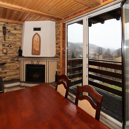 Cottage "Karpatske Shale" ยาเรมชา ภายนอก รูปภาพ