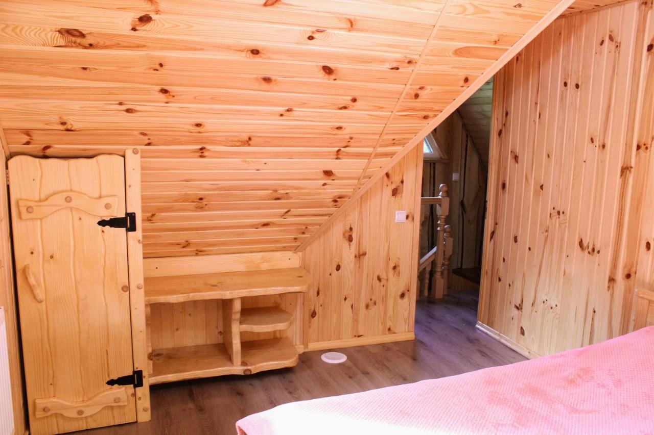 Cottage "Karpatske Shale" ยาเรมชา ภายนอก รูปภาพ