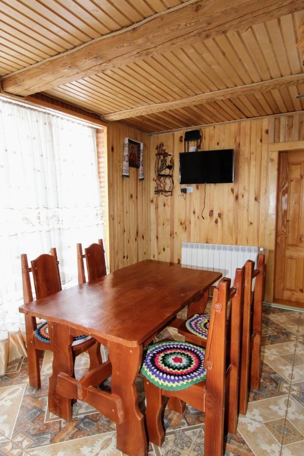 Cottage "Karpatske Shale" ยาเรมชา ภายนอก รูปภาพ
