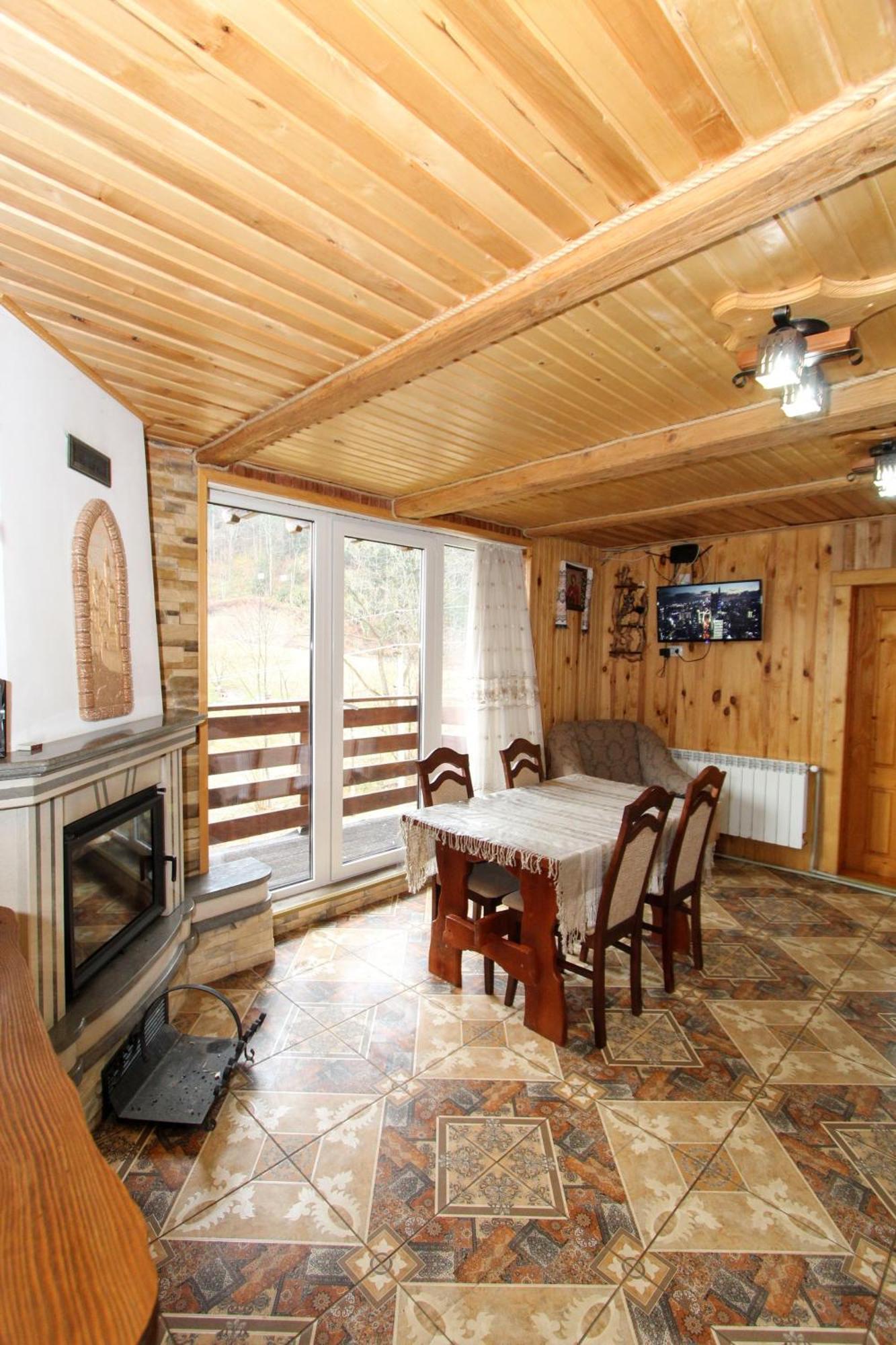 Cottage "Karpatske Shale" ยาเรมชา ภายนอก รูปภาพ